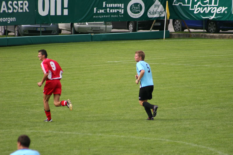 gal/Stadtturnier2007 - Spiel um Platz3 gegen Ahrntal/2007-08-12 SVR gg. SSV Ahrntal beim Stadtrurnier 046.jpg